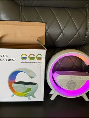 Wireless Portable Charging Speaker - White + FM/Am radio
